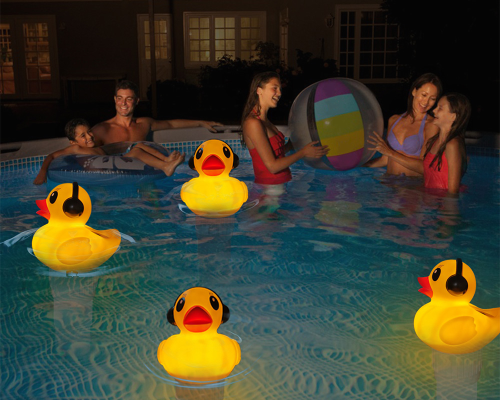 Solar Duck Inflatable Light Solar Duck Inflatable Light